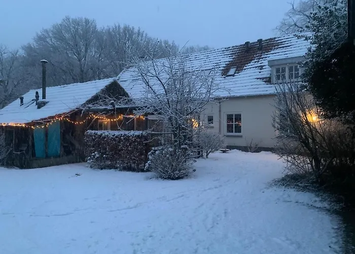 Holiday home Knus Bakkershuisje *